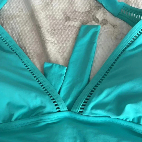 Bleu Rod Beattie V-Neck Banded Halter Bikini Top and Bikini Bottom - Picture 7 of 11